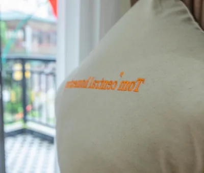 King Room with Balcony — Tom Central Homestay